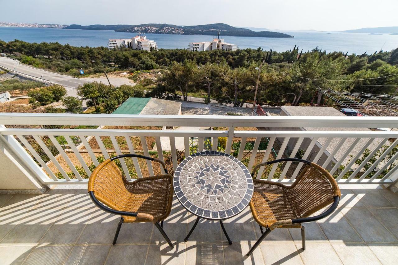 Apartments Rose Trogir Eksteriør billede