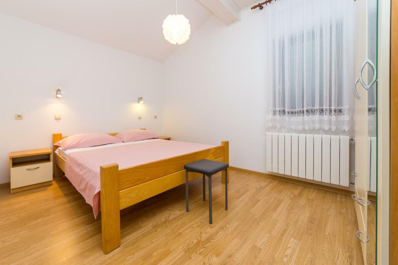 Apartments Rose Trogir Eksteriør billede